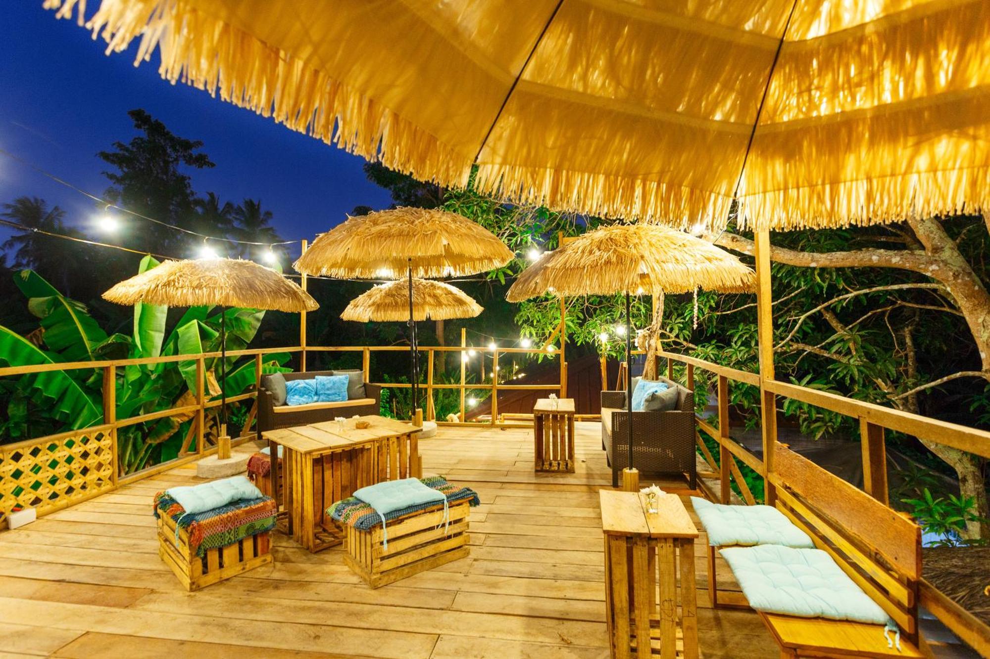 Resort Camotes-hidden-huts San Francisco (Cebu)