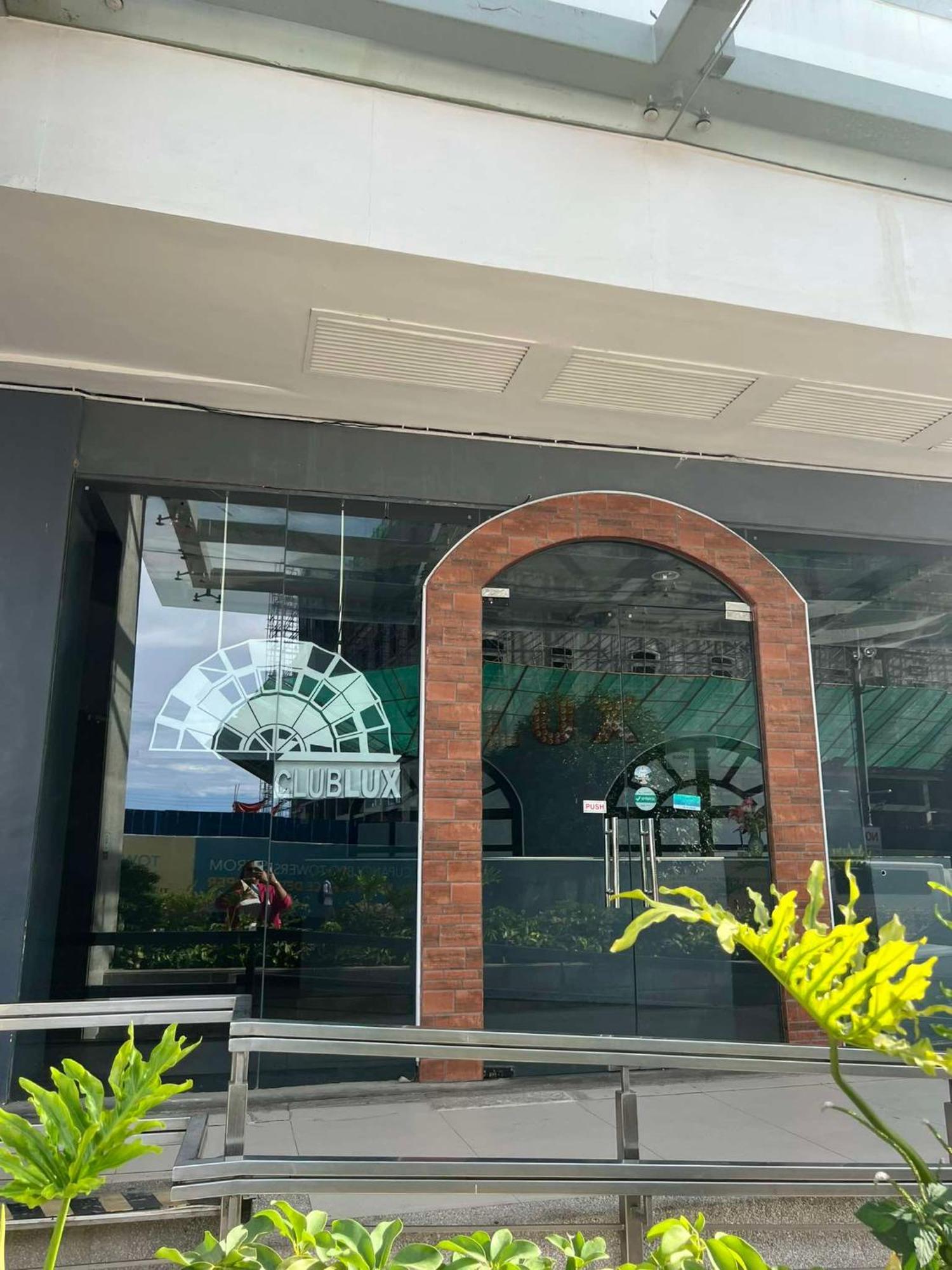 Seaview 2 Bedroom Unit Near Mactan International Airport