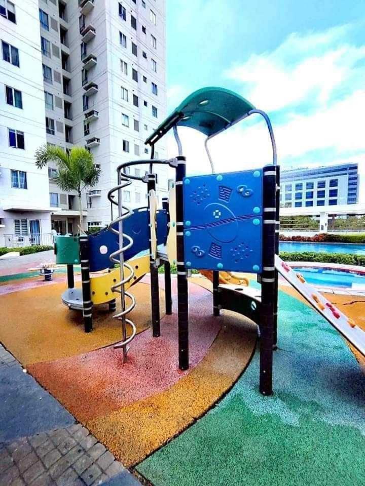 Apartment One Bedroom Avida Tower It Park Cebu *