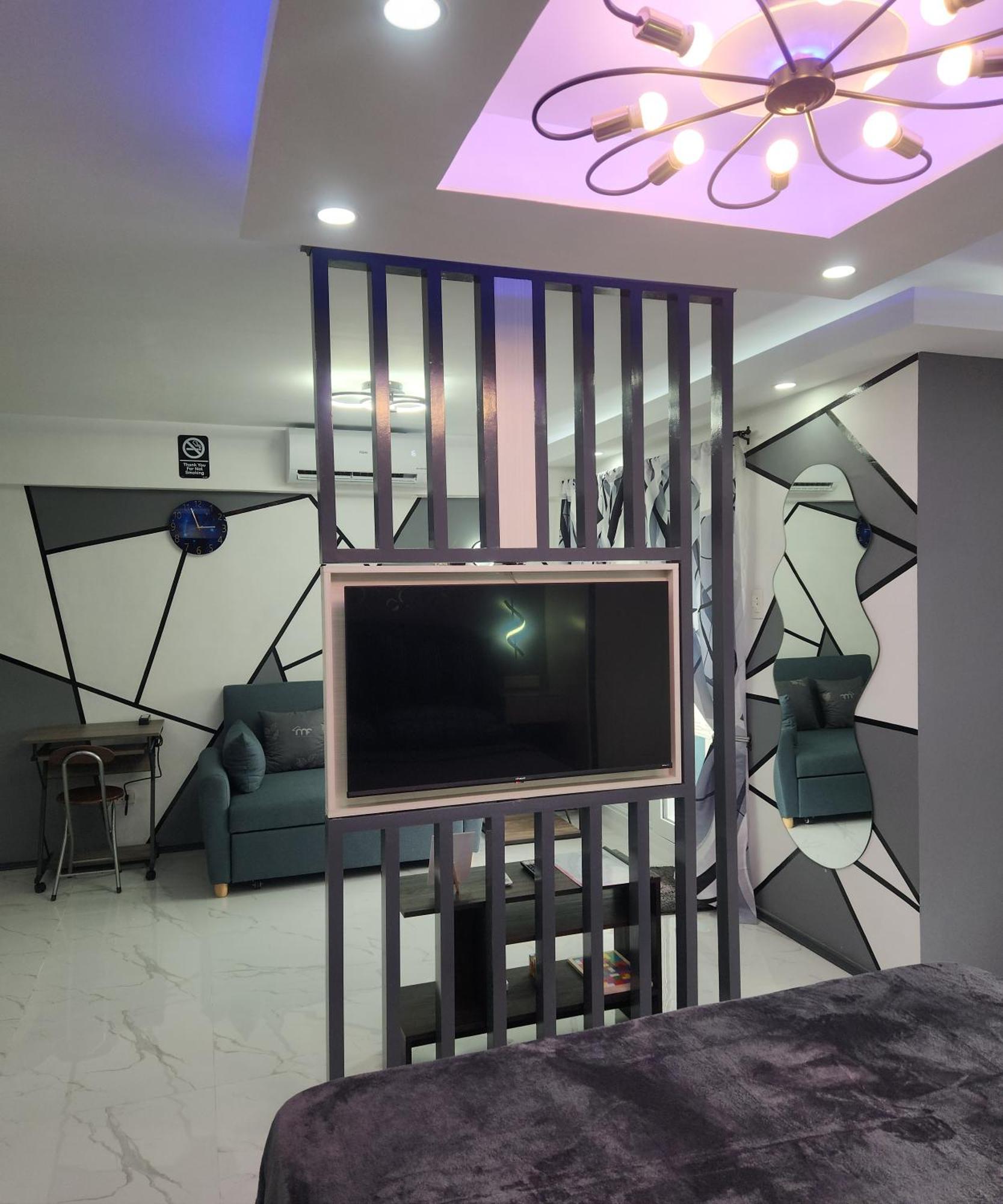 Apartment Azur B316 Near Airport, Netflix, Stylish, Cozy With Swimming Pool