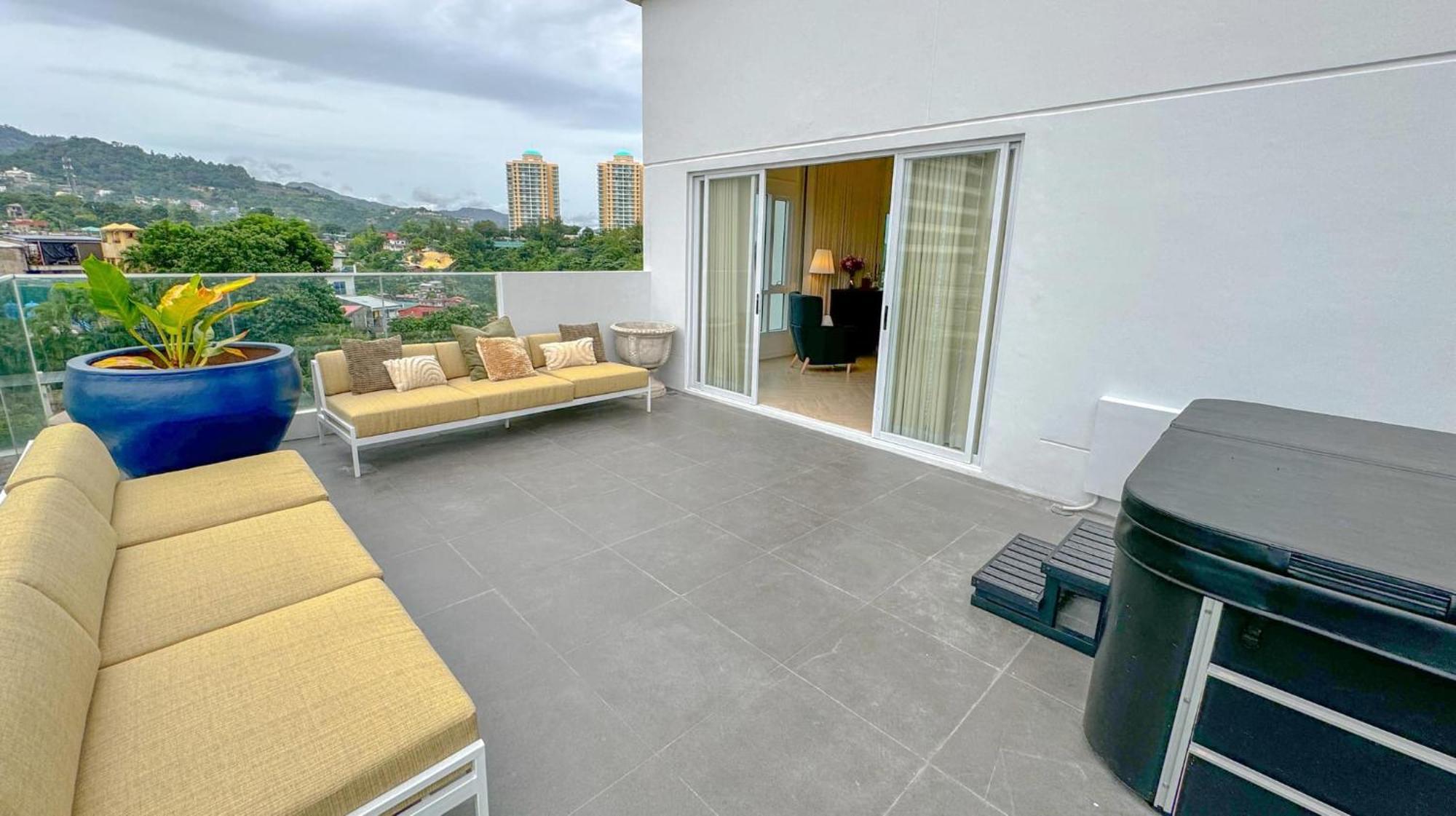 Aparthotel The Suite- Luxurious Skyline *