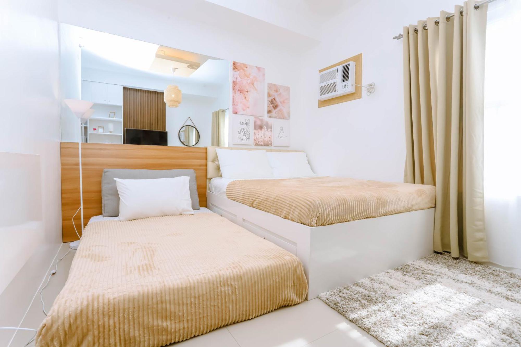 Staycation Minimalist With Rooftop Pool And Netflix Apartment