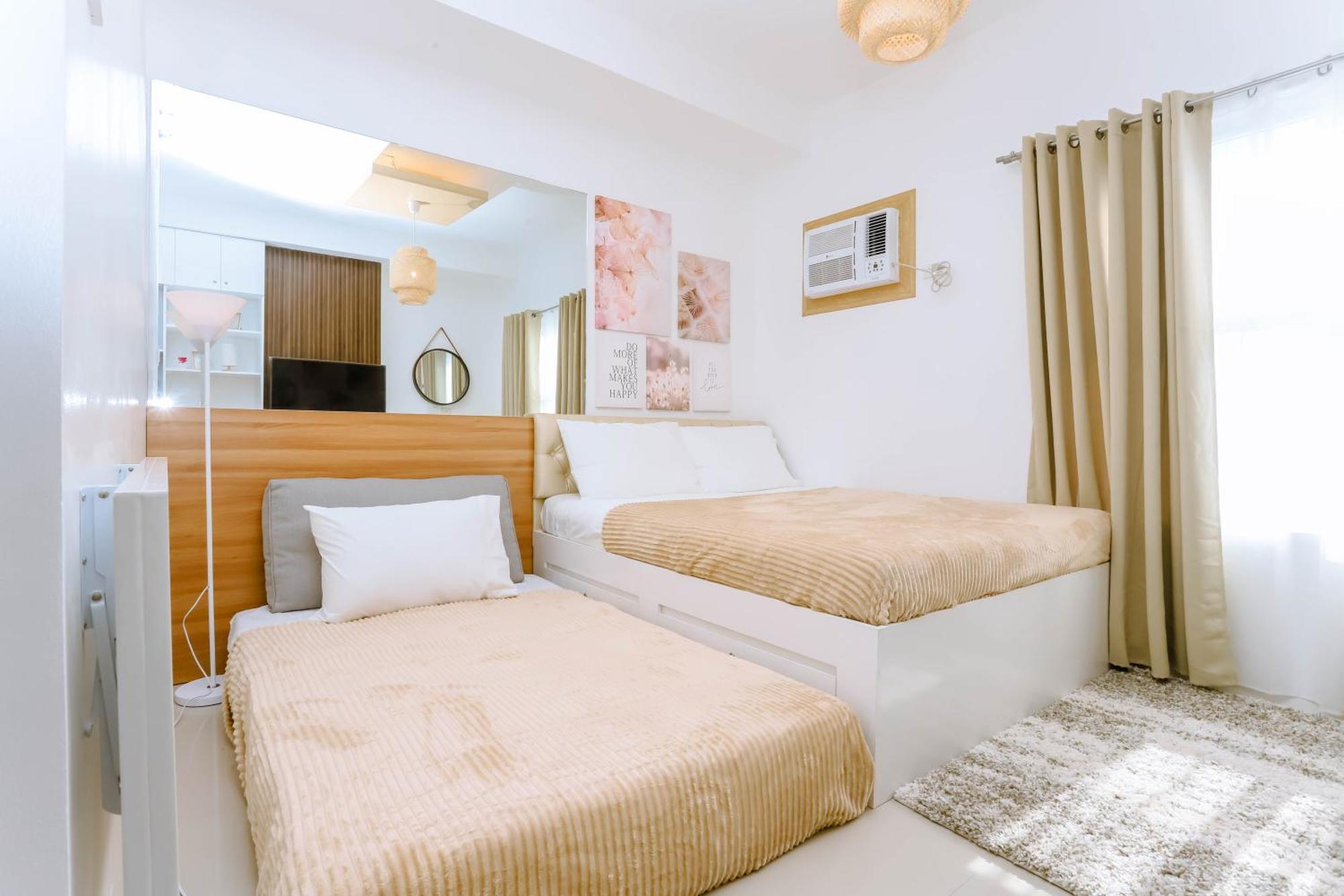 Staycation Minimalist With Rooftop Pool And Netflix Apartment