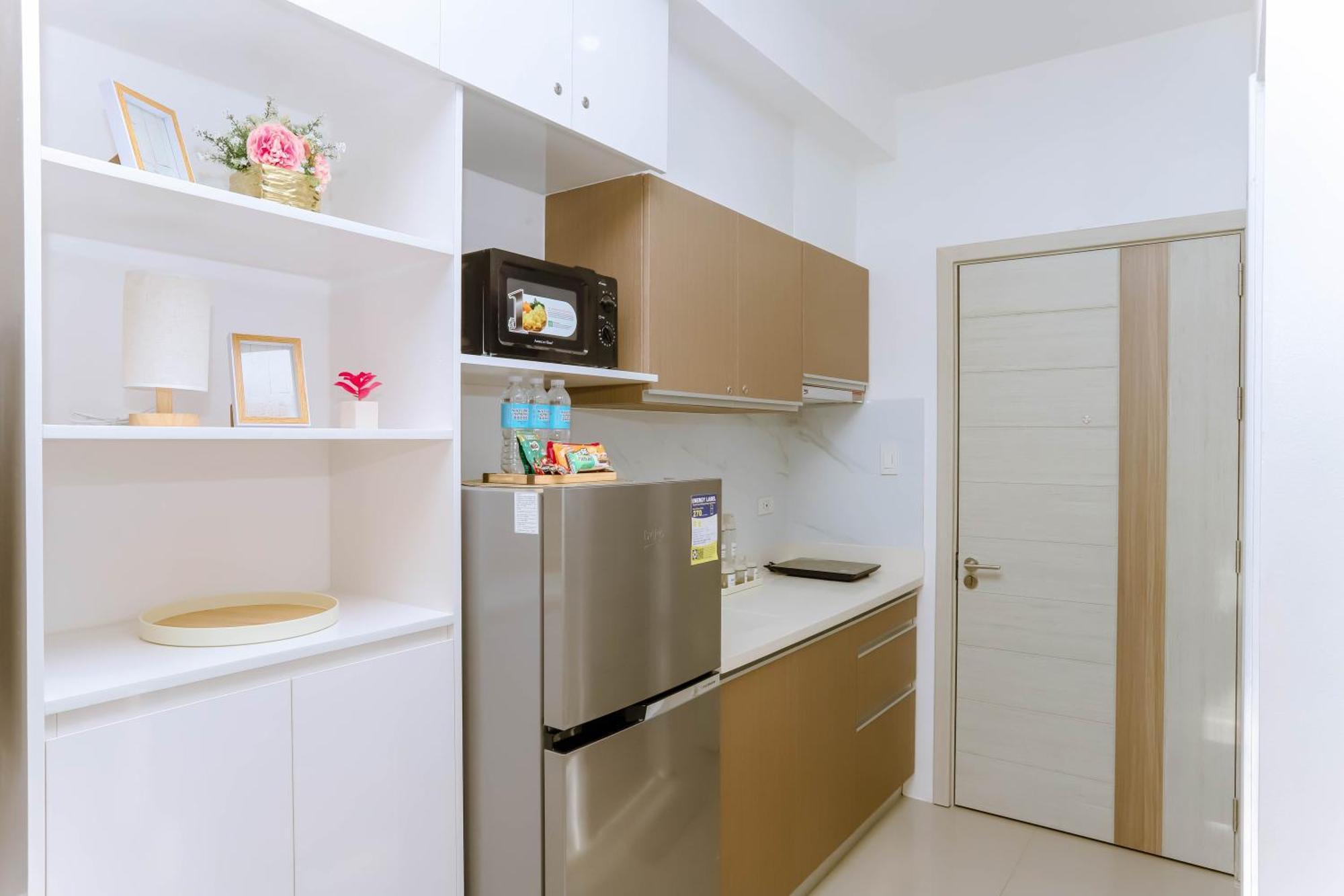 Staycation Minimalist With Rooftop Pool And Netflix Apartment *