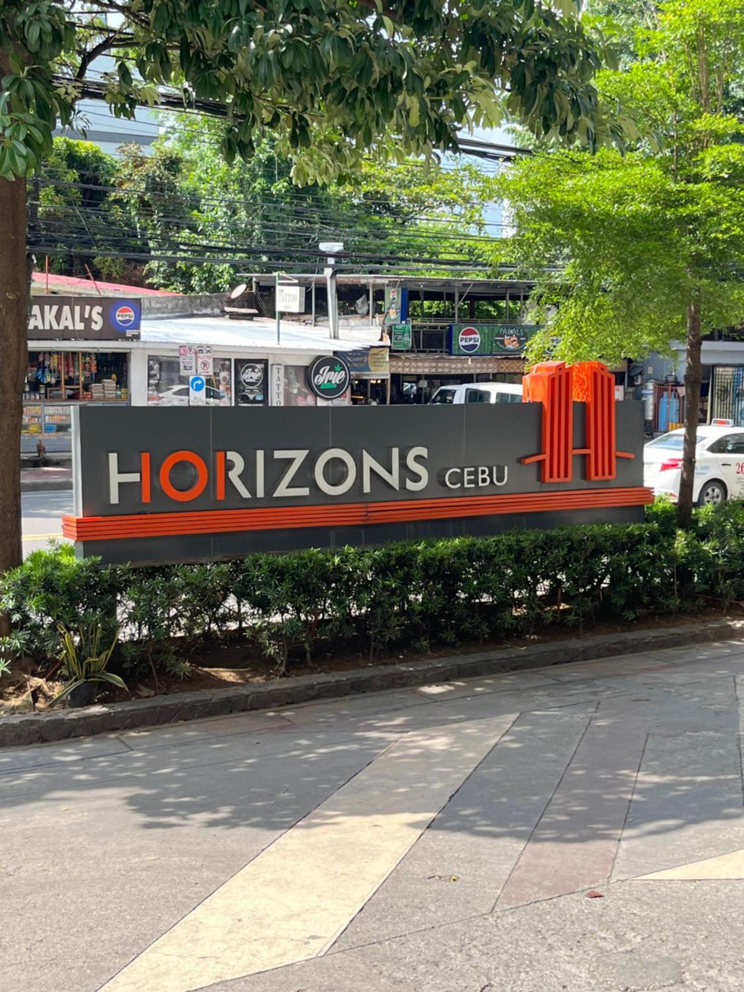 Cozy At Horizon101 * Cebu