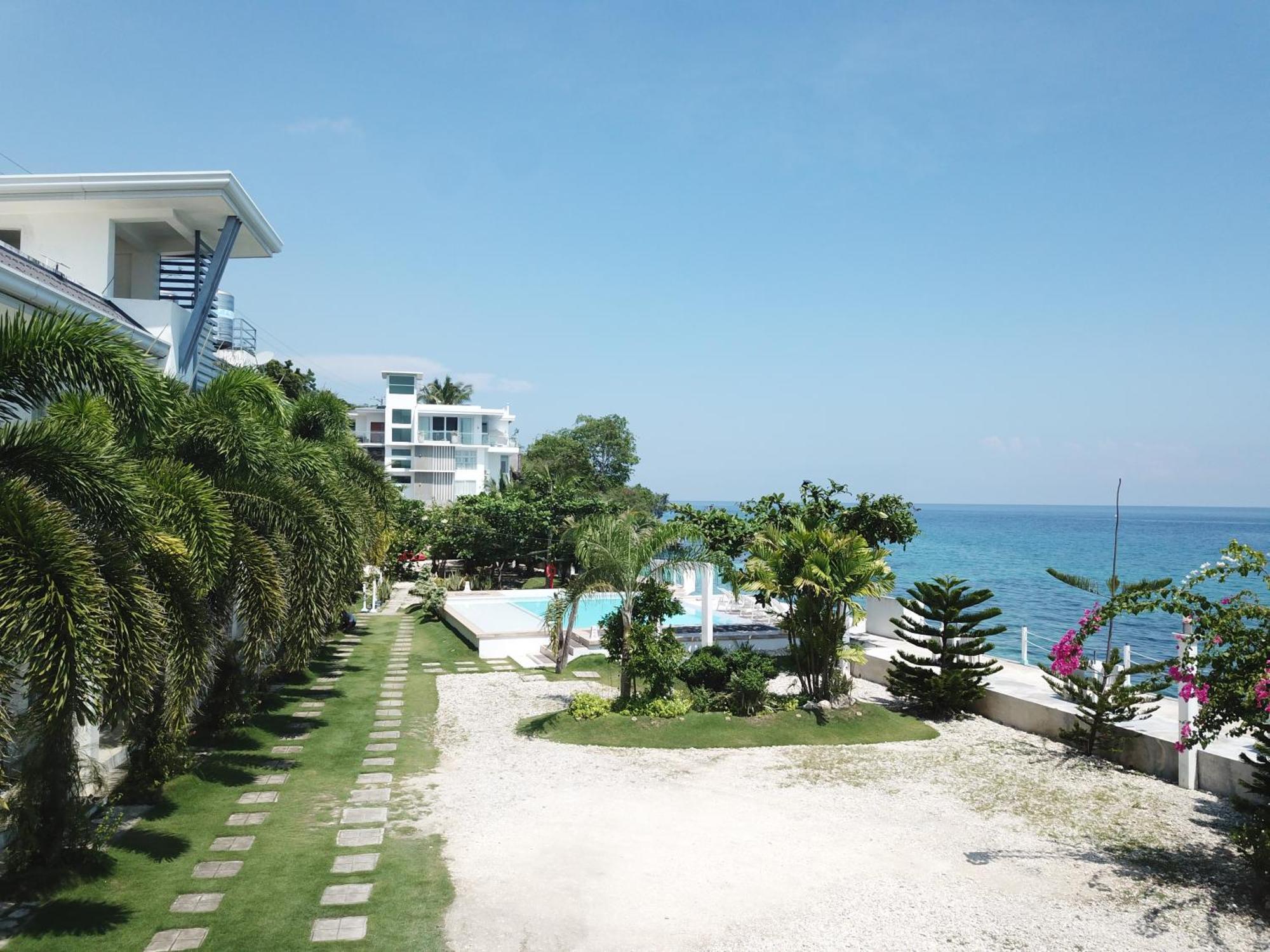 Seascape Resort