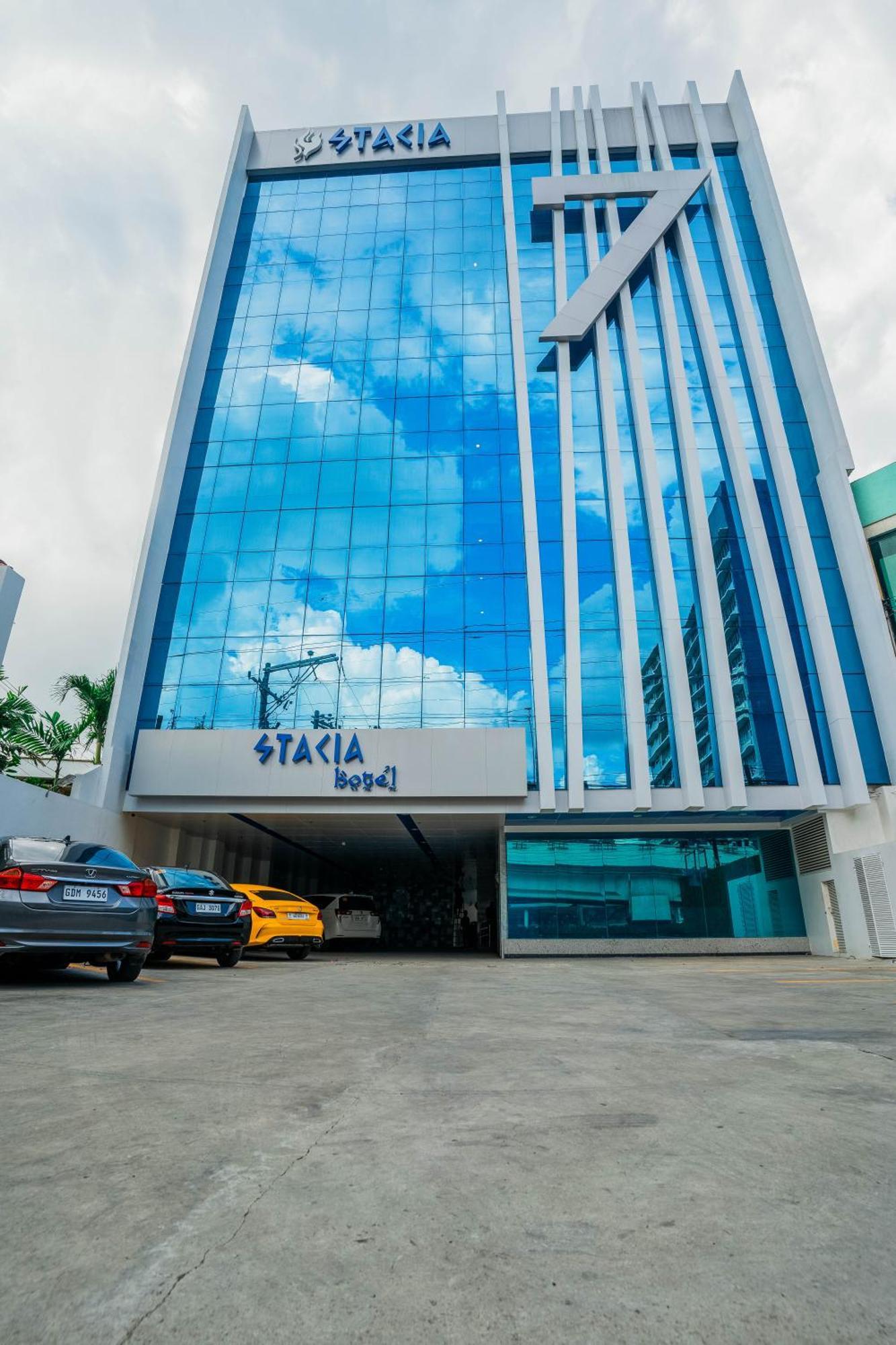 Hotel Stacia 3*