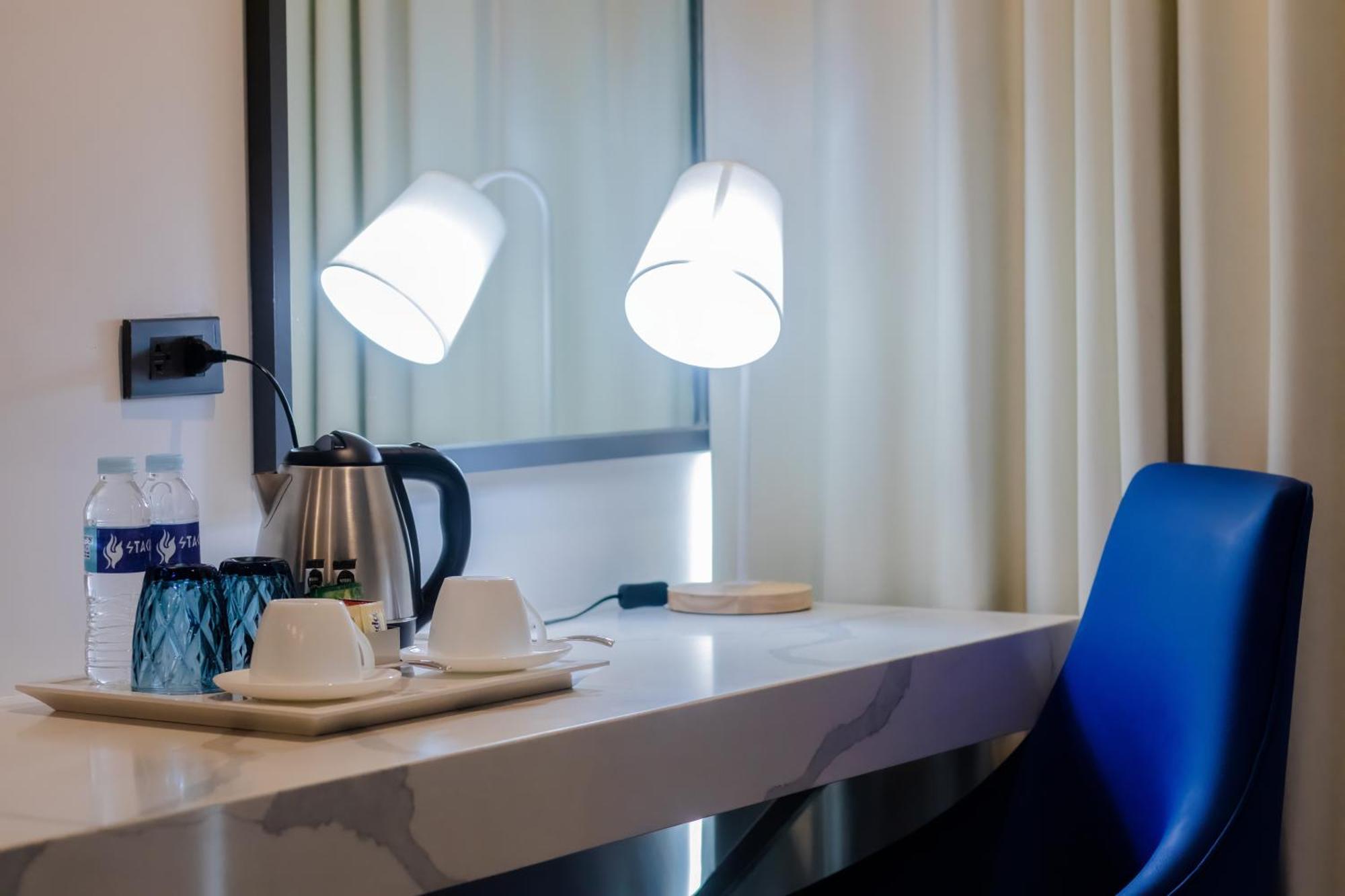Stacia Hotel 3*