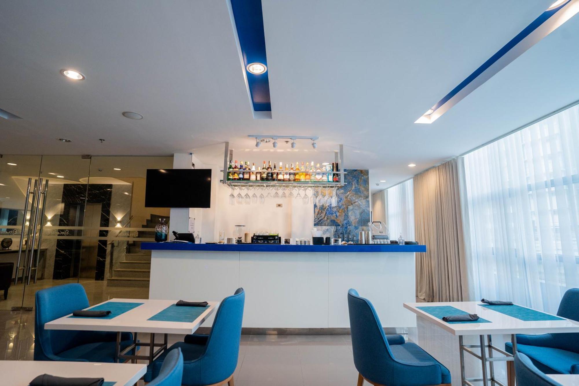Hotel Stacia Cebu