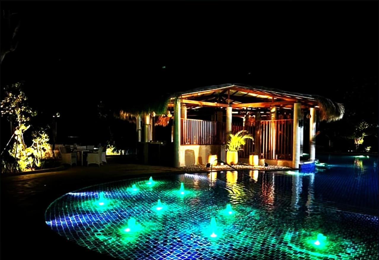 Mactan Newtown 8 Boulevard Deluxe Ocean View