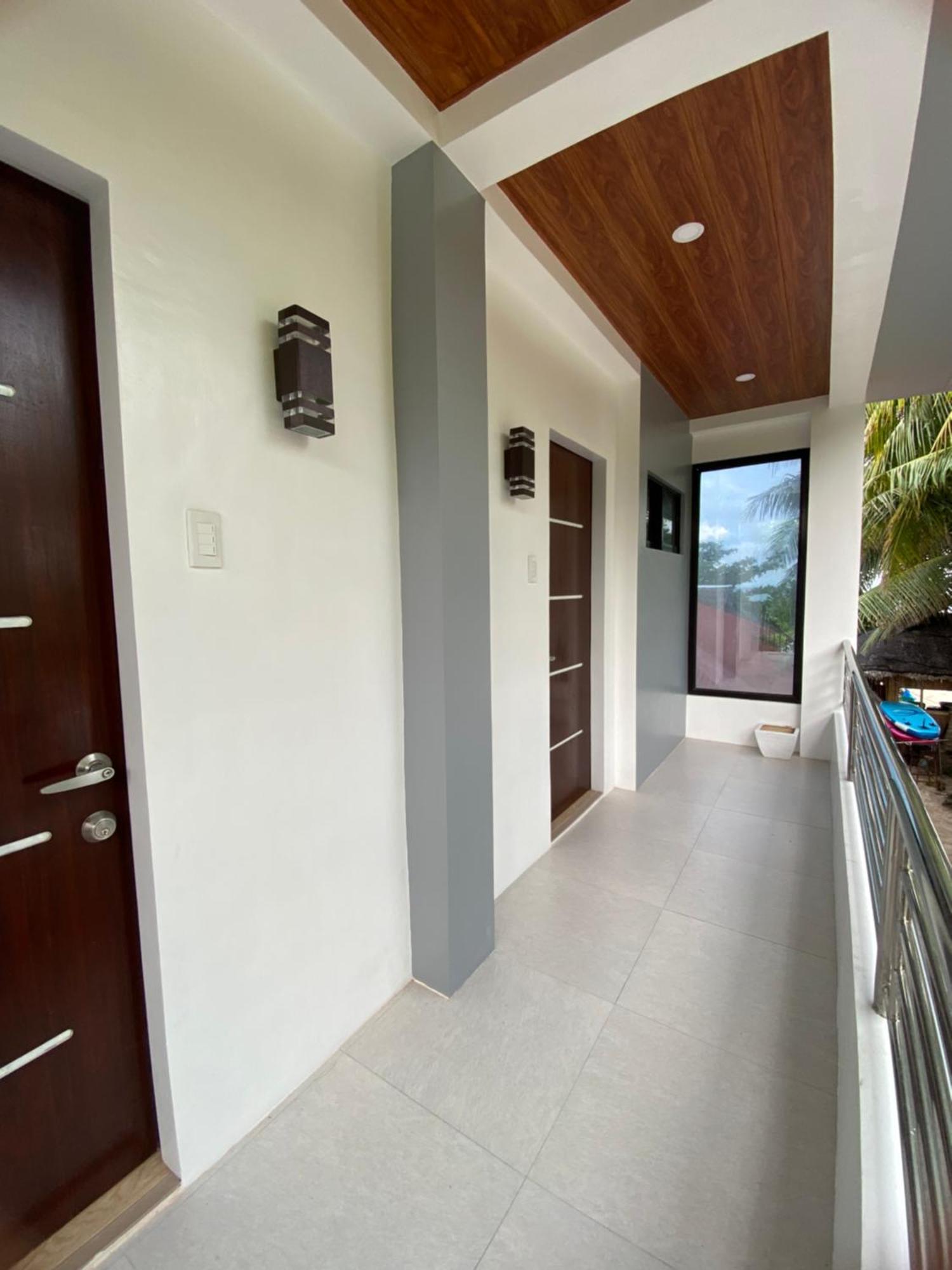 Christela House Guest house Pooc