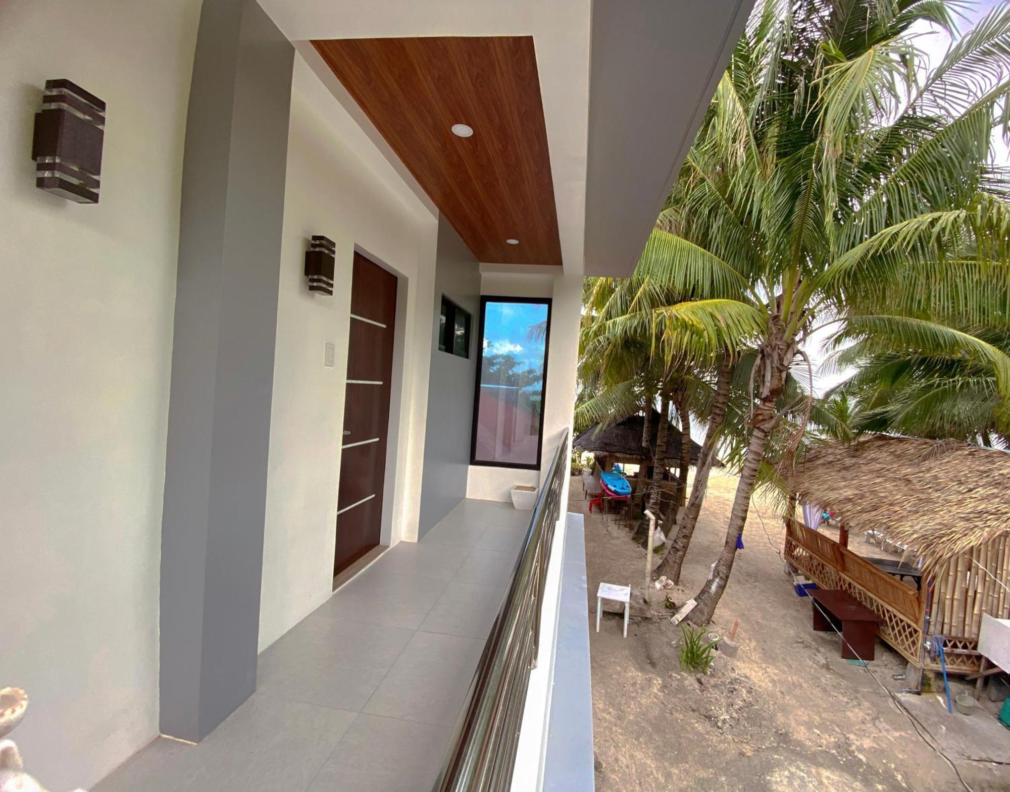 Guest house Christela House Pooc
