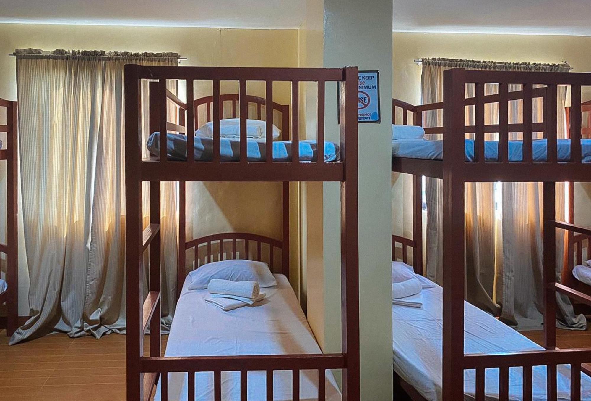 Hotel Reddoorz At La Briana Santa Fe, Bantayan Cebu Santa Fe (Cebu)
