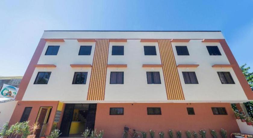 Hotel Reddoorz At La Briana Santa Fe, Bantayan Cebu