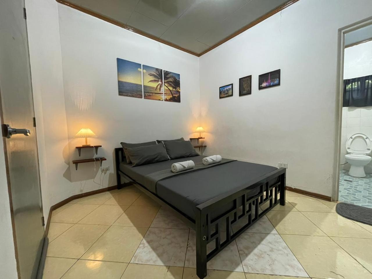 Hostel Ohlala *