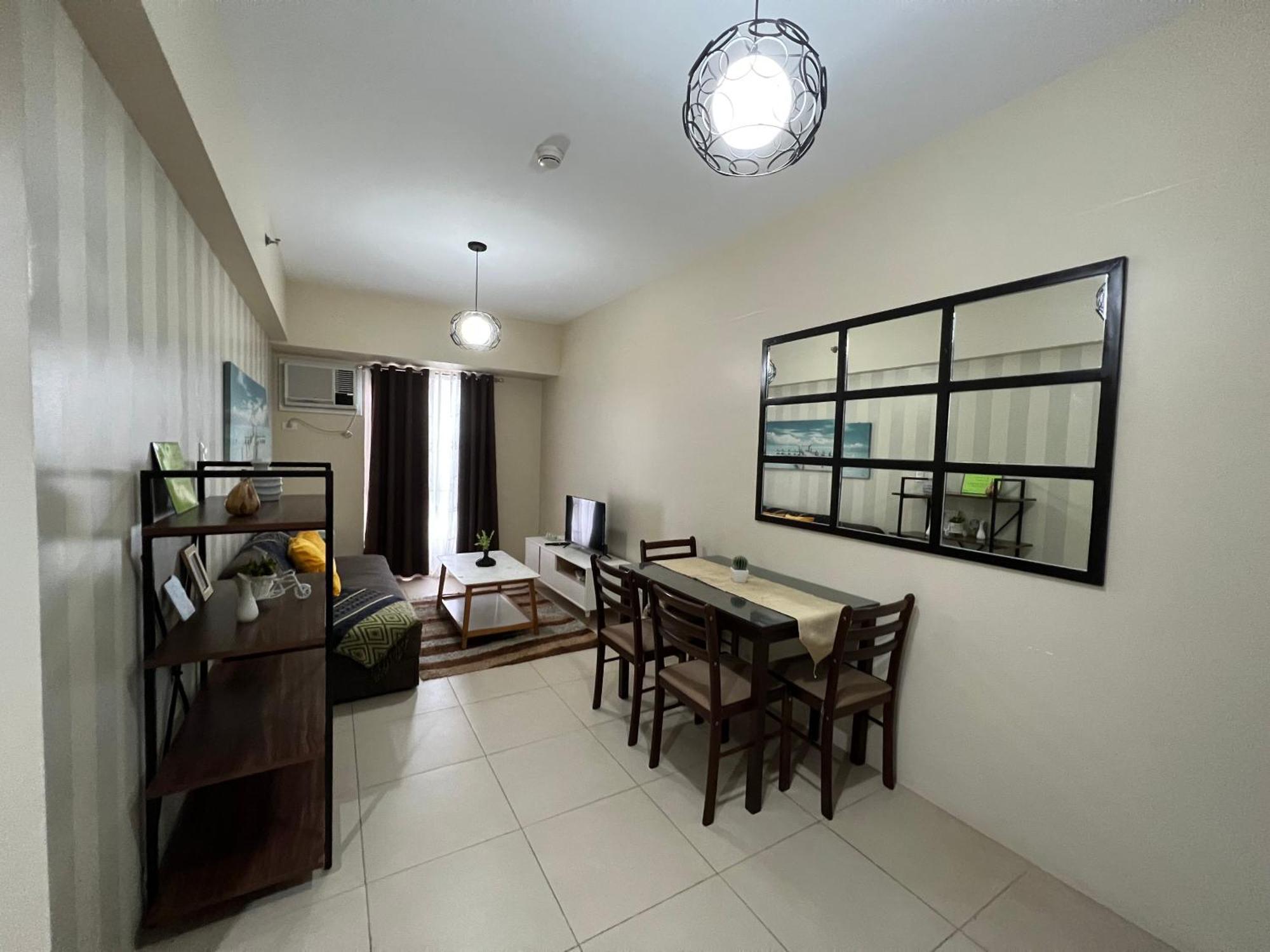 1-b In It Park Aparthotel Cebu