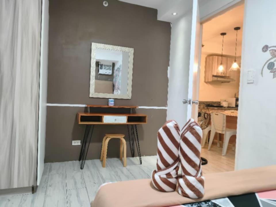 Apartment One Bedroom-avida Tower By Villahermia Staycation Cebu