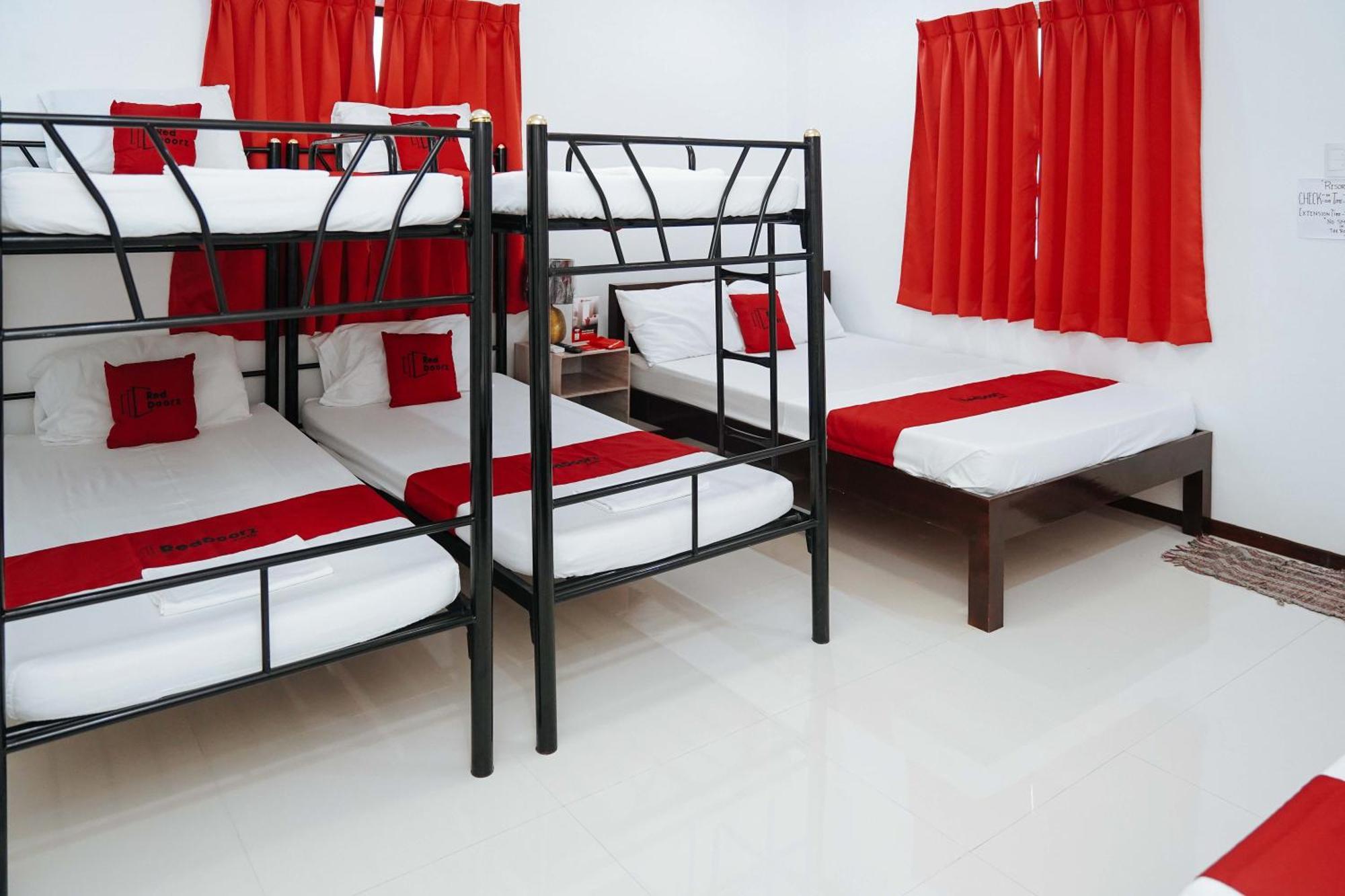 Reddoorz At Billy's Guest house