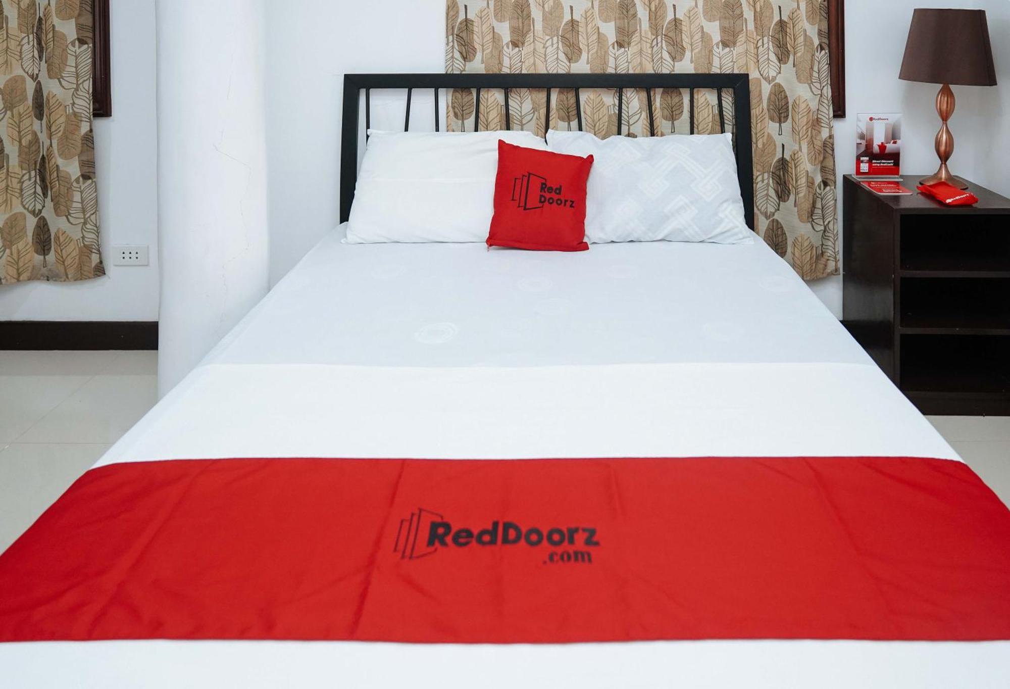 Reddoorz At Billy's * Oslob
