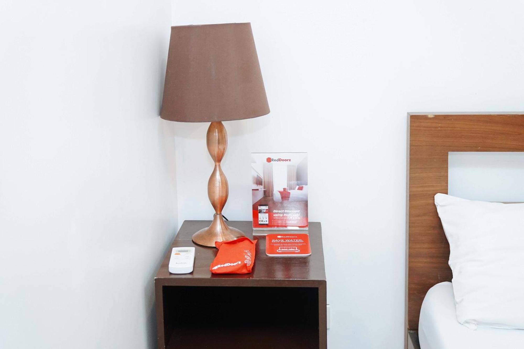 Guest house Reddoorz At Billy's Oslob
