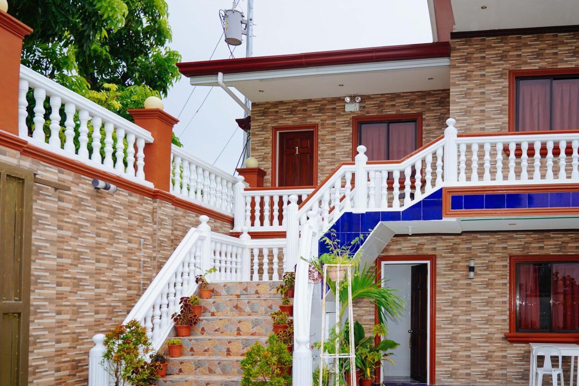 Guest house Reddoorz At Billy's Oslob