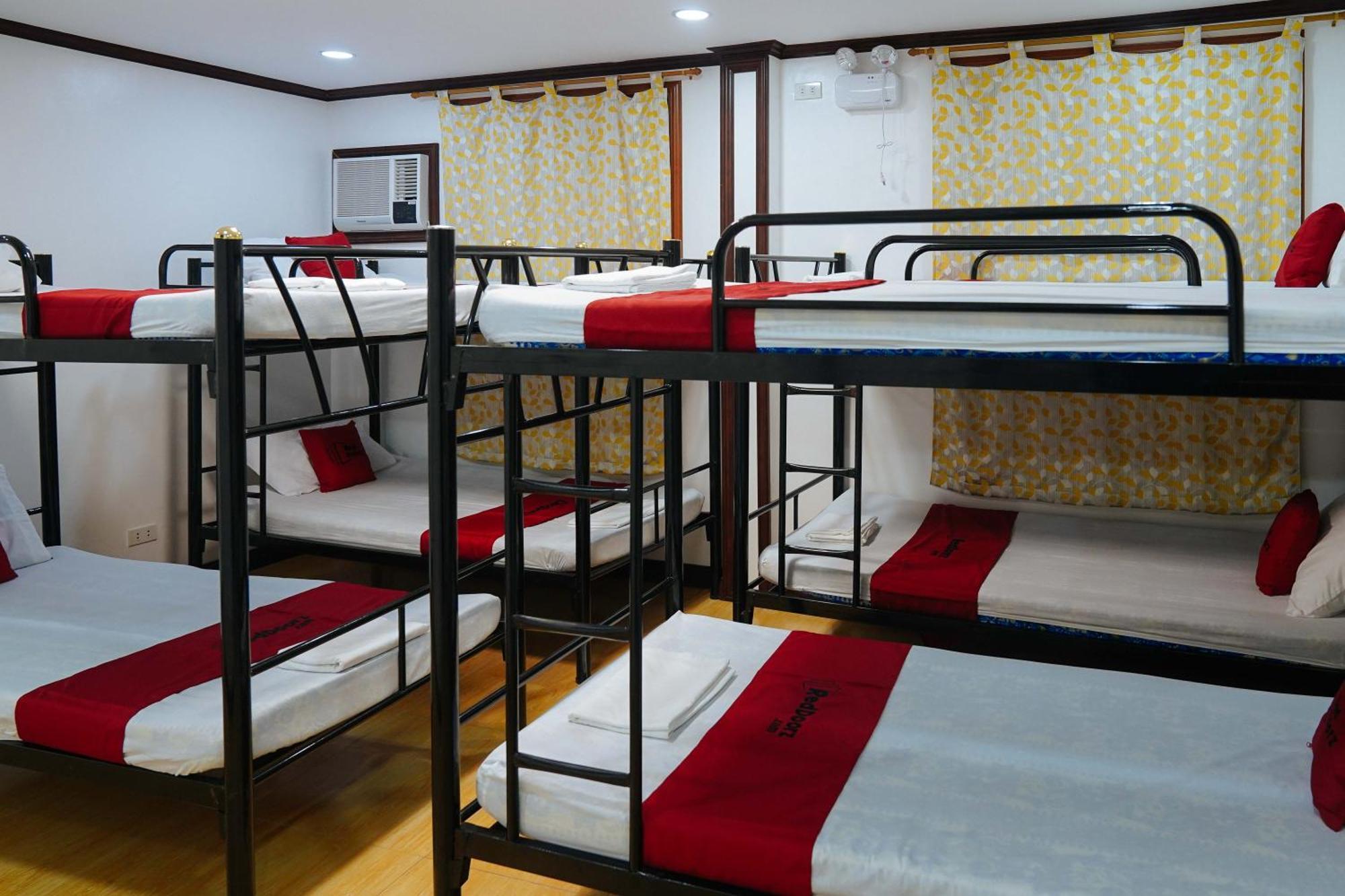 Reddoorz At Billy's Guest house Oslob