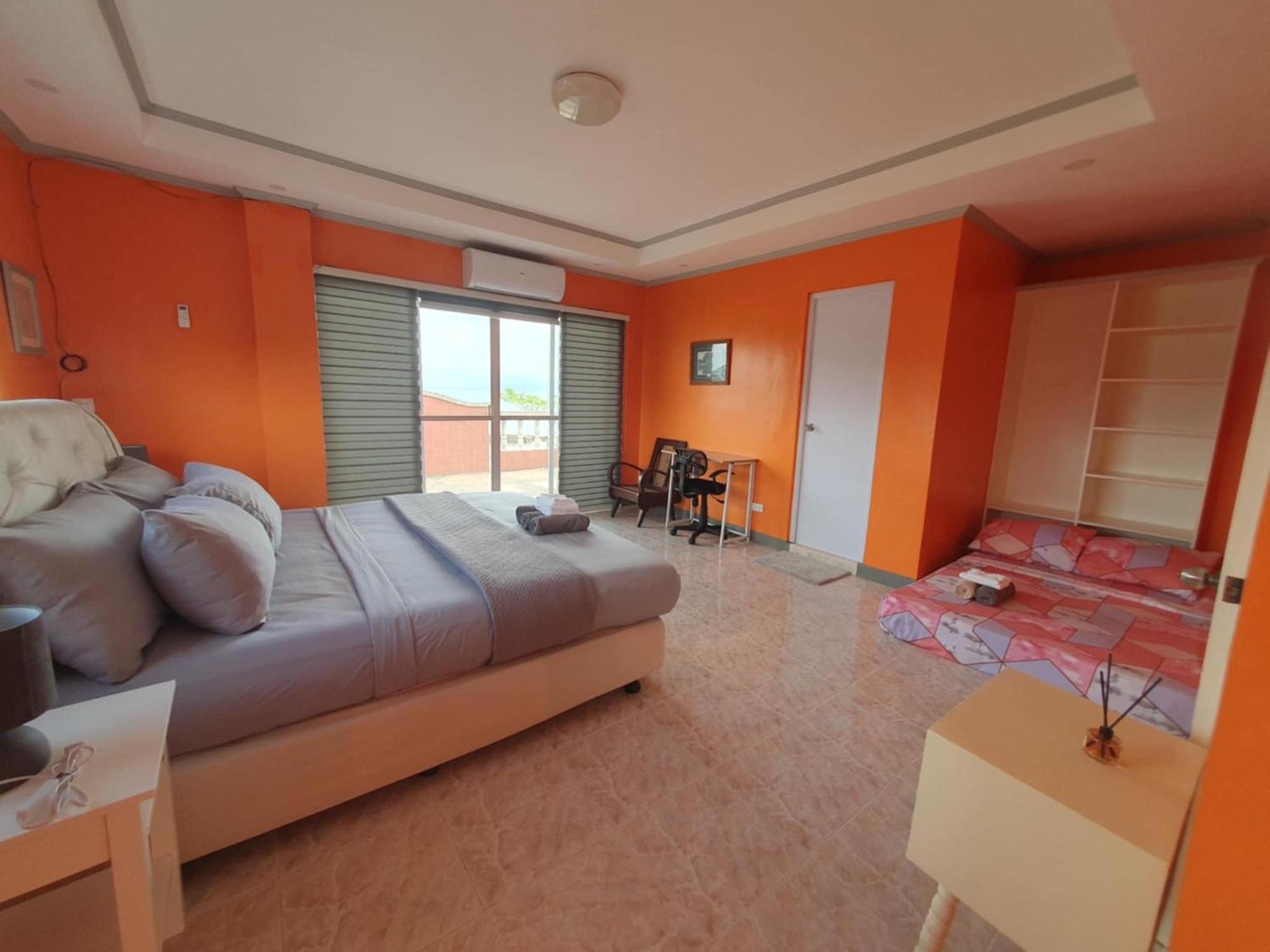 Simala House Beachfront 4br Retreat By The Sea Apartment