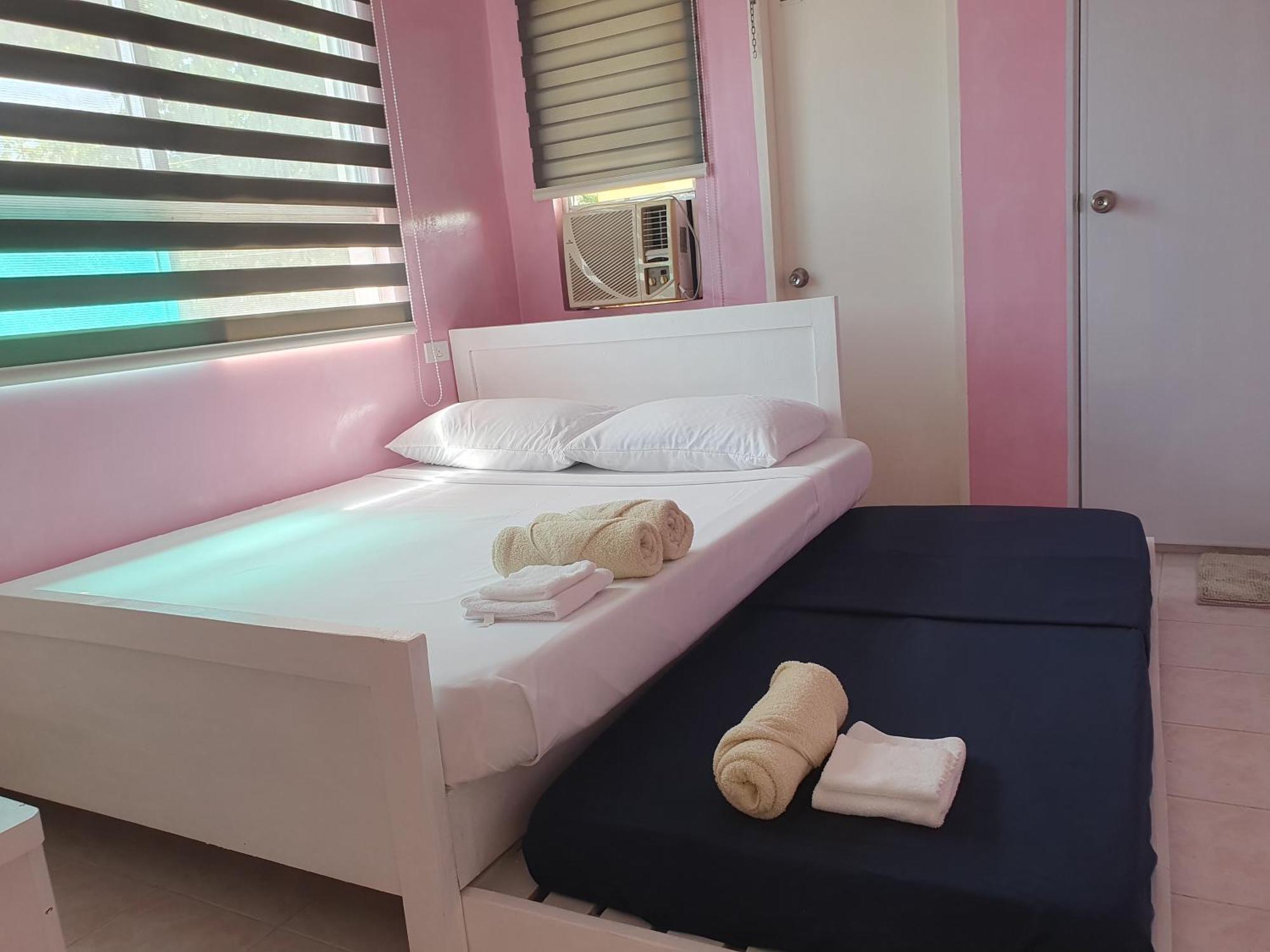 Apartment Simala House Beachfront 4br Retreat By The Sea Sibonga