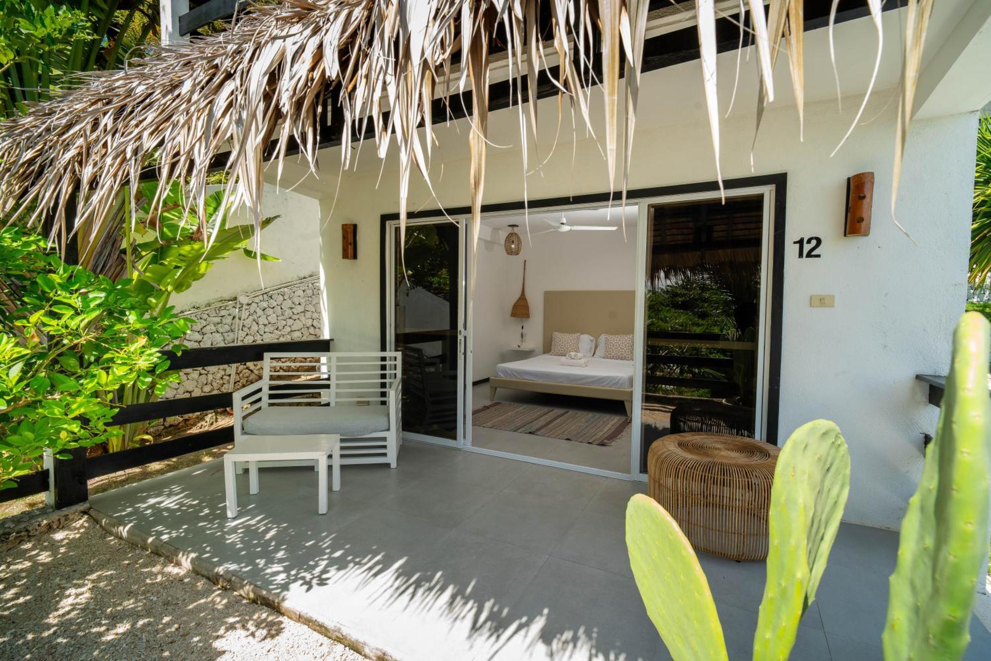 Blanco Hotel 3*