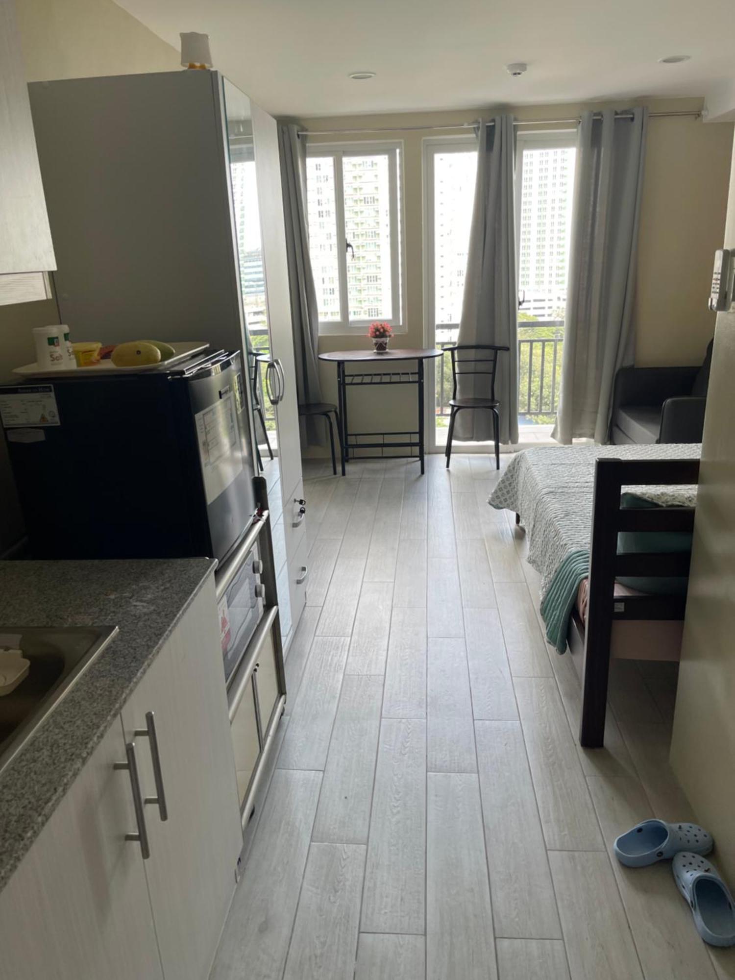 Cityscape Grand Tower Ayala Center Apartment *