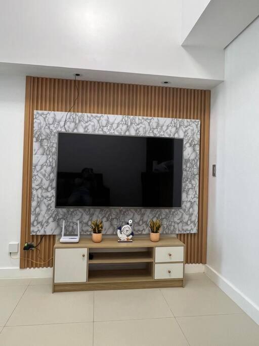 Unit Located At 38 Park Avenue In It Park Cebu