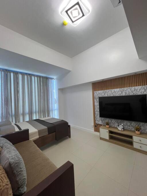 Aparthotel Unit Located At 38 Park Avenue In It Park