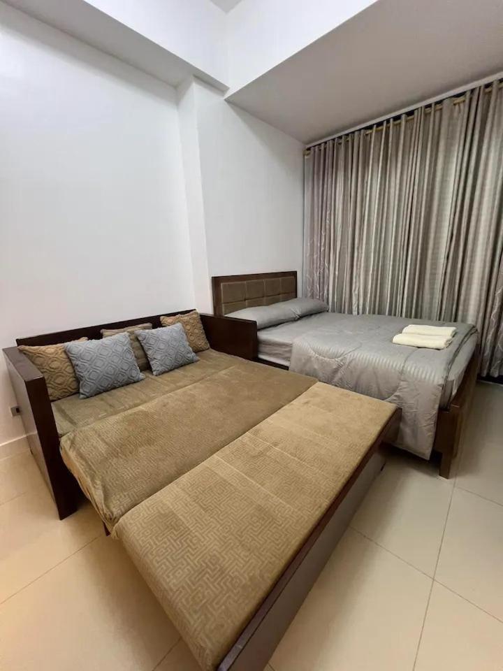 Unit Located At 38 Park Avenue In It Park Aparthotel