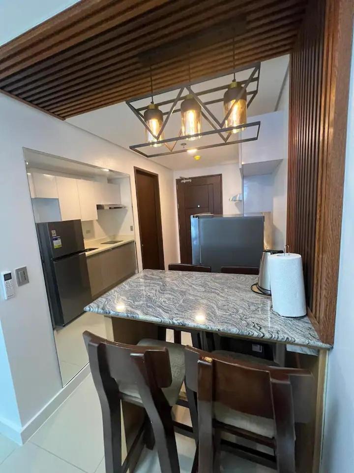 Aparthotel Unit Located At 38 Park Avenue In It Park *