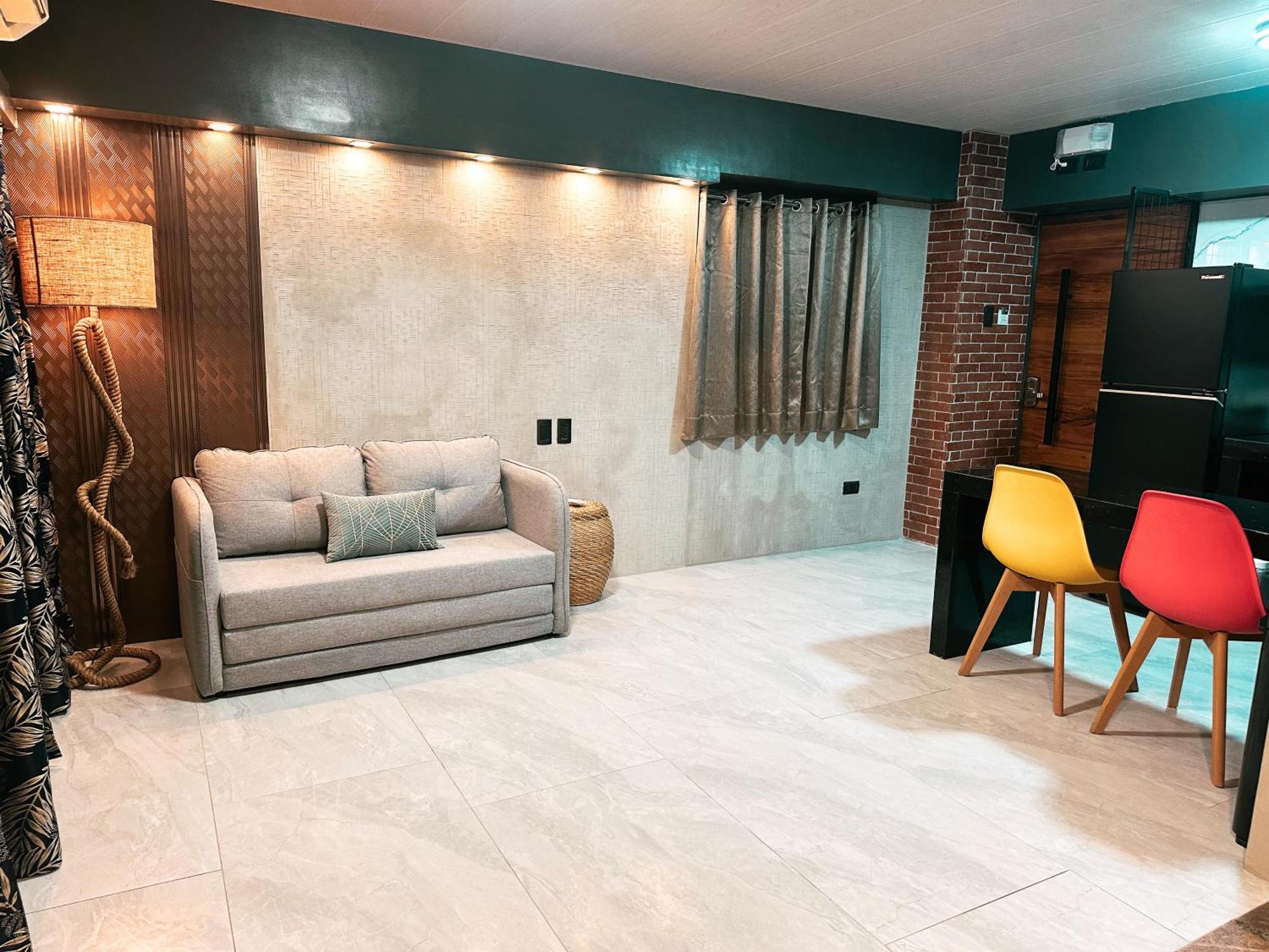 Hotel Blue Tulip - 4mins From Mactan Airport