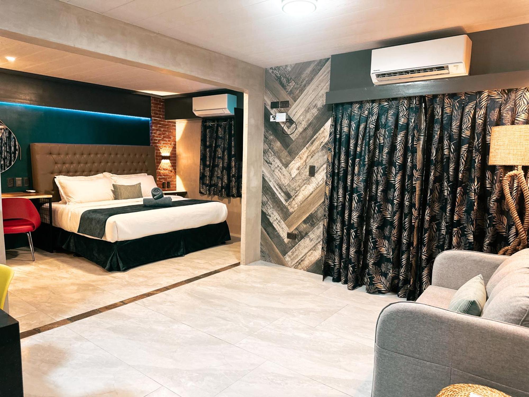 Blue Tulip - 4mins From Mactan Airport Hotel