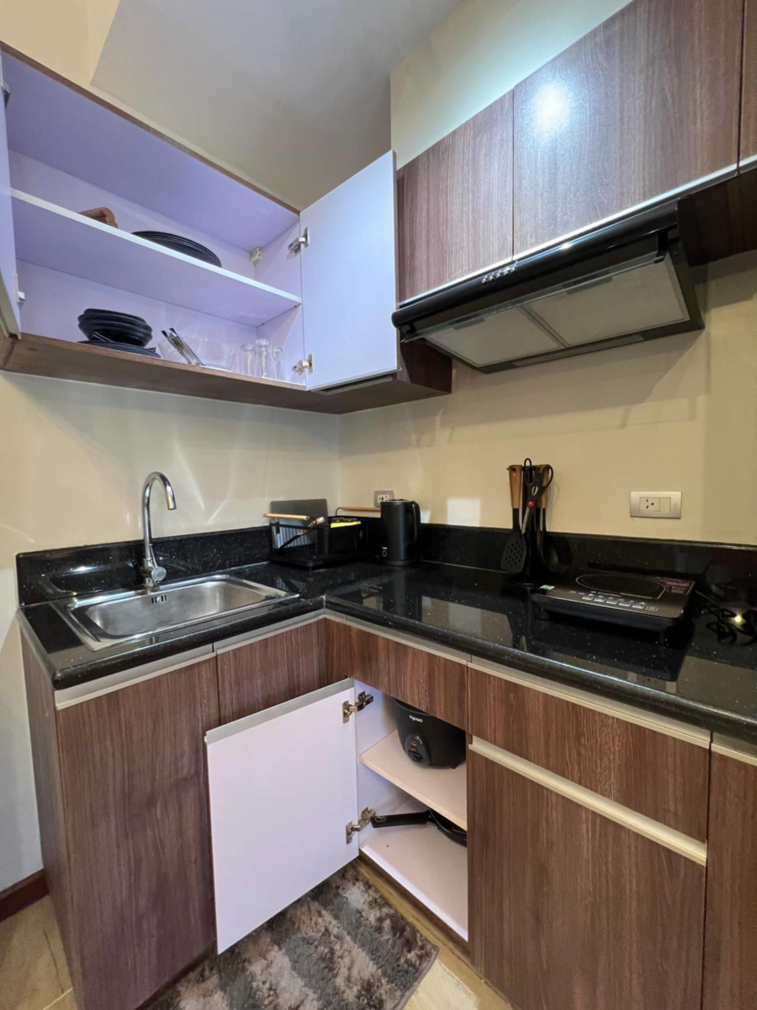 Meggy Cozy 1br In Azalea Center