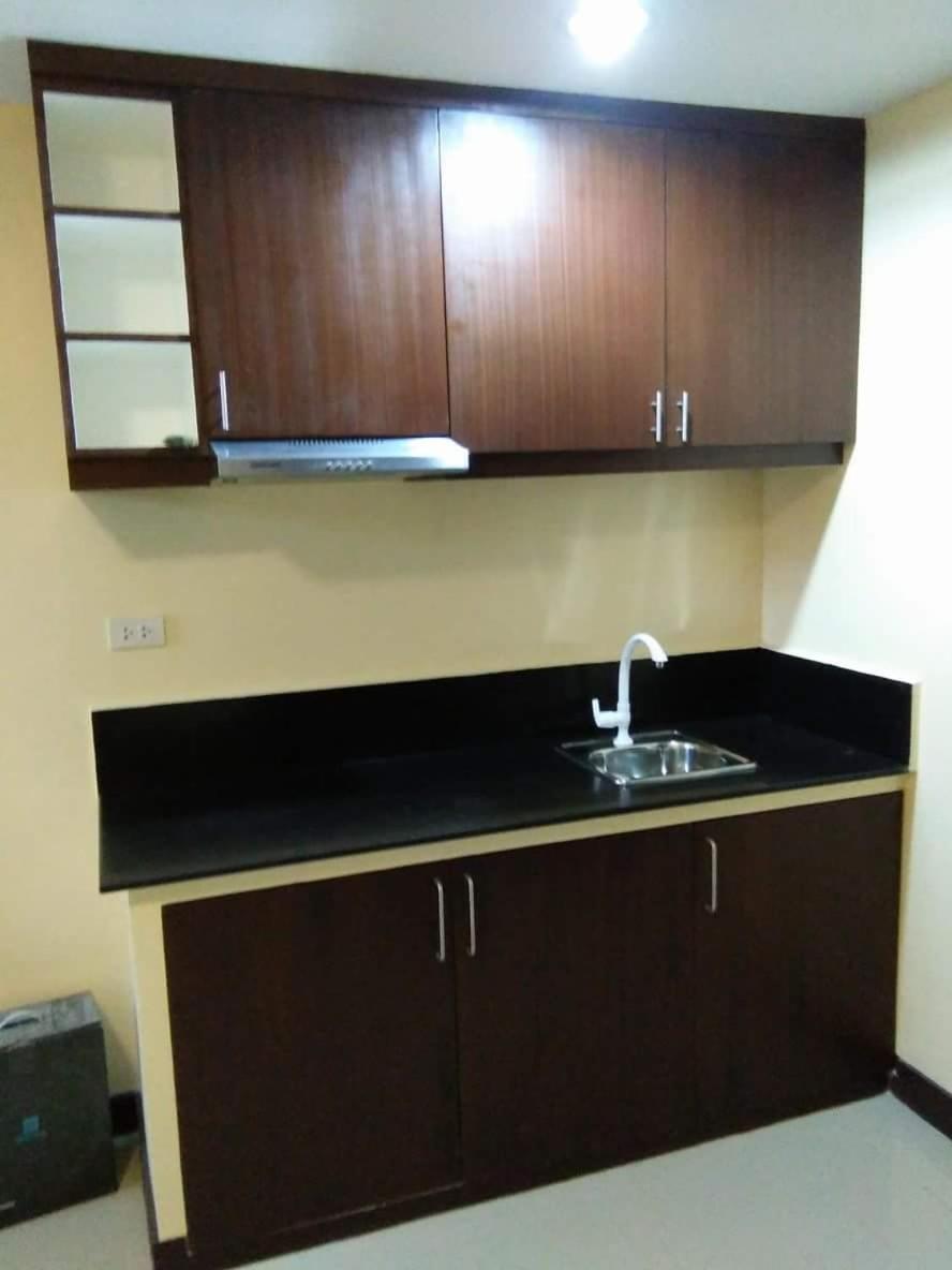 Aballe House/apartelle Aparthotel