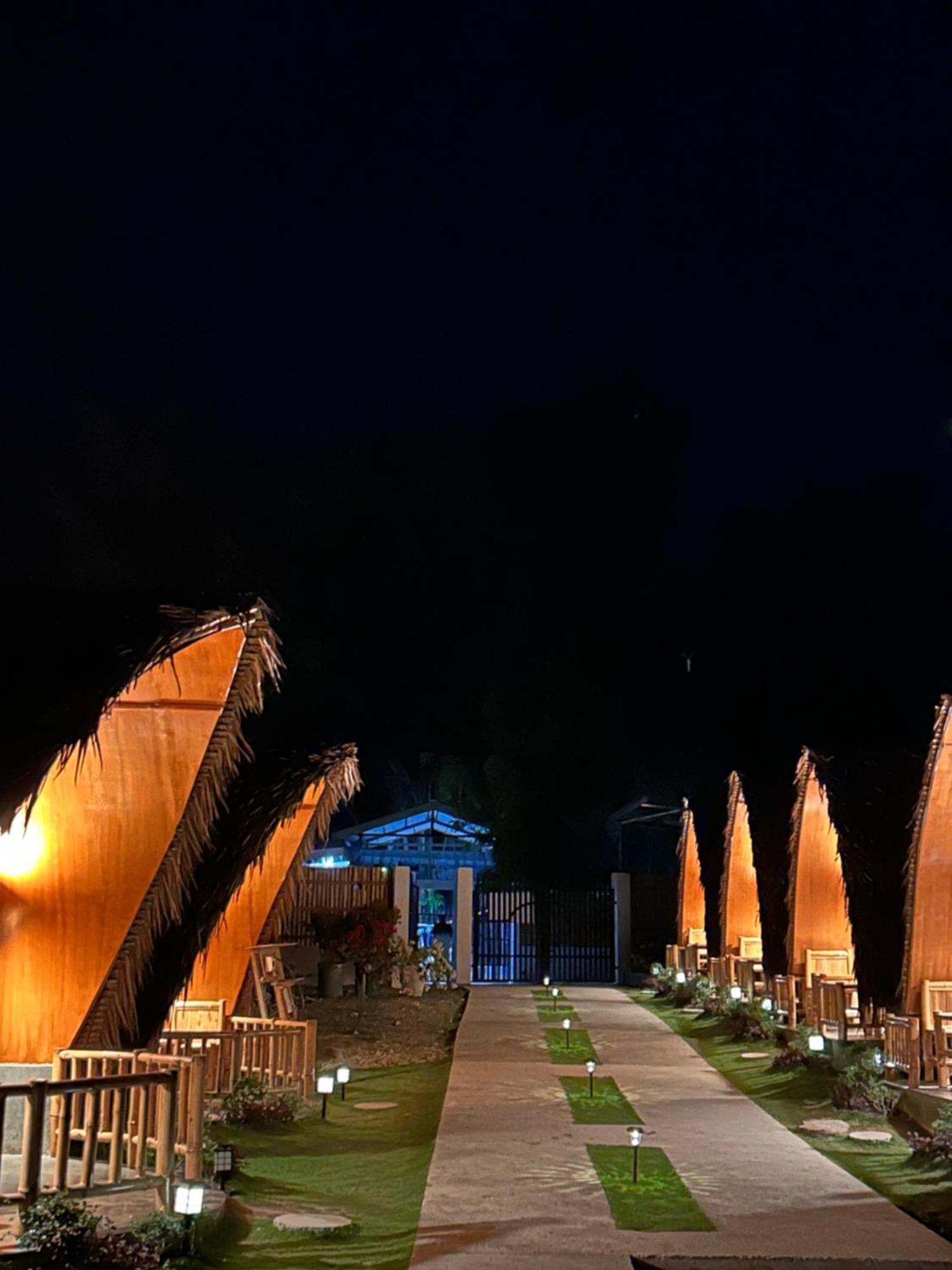 Chalet East