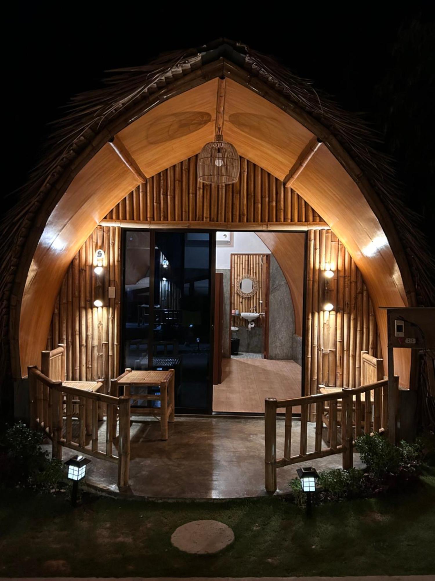 Chalet East Moalboal