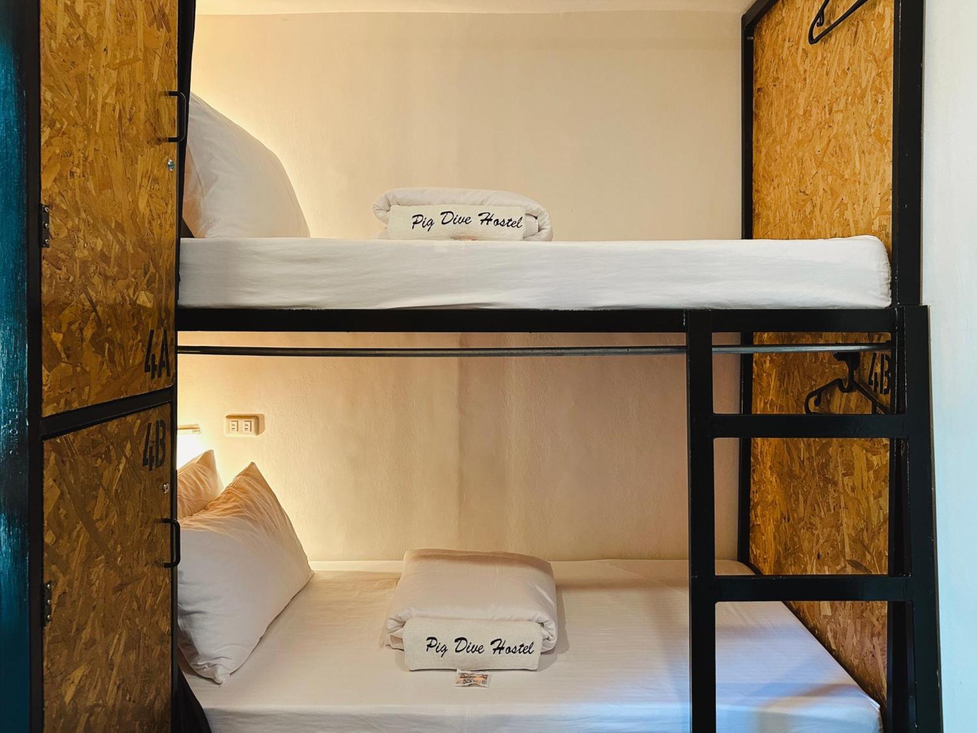 Pig Dive Hostel