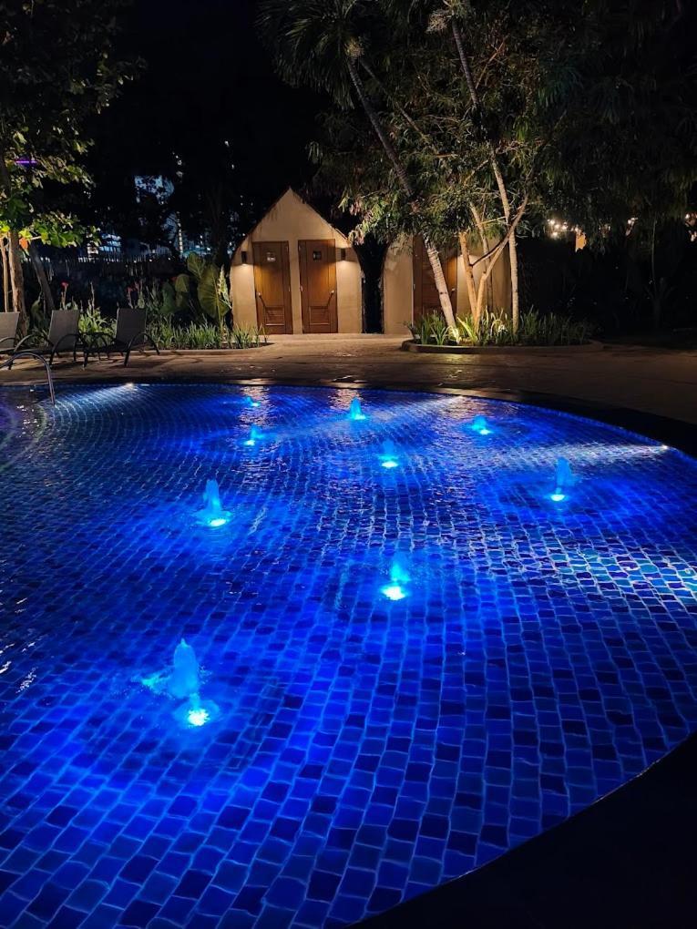 Apartment Mactan Newtown 8 Boulevard Deluxe Ocean View