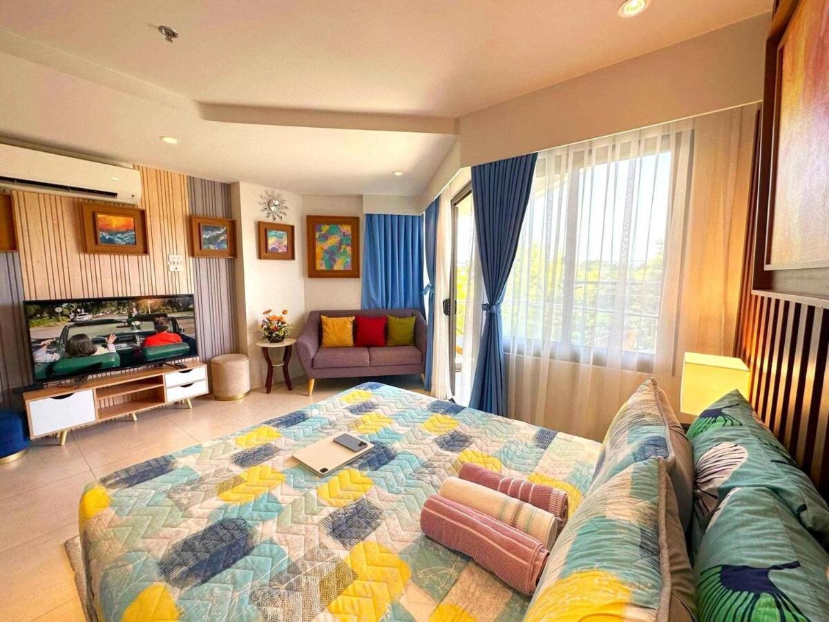 Kate & Keith's Place - Tambuli Seaside Living Apartment *