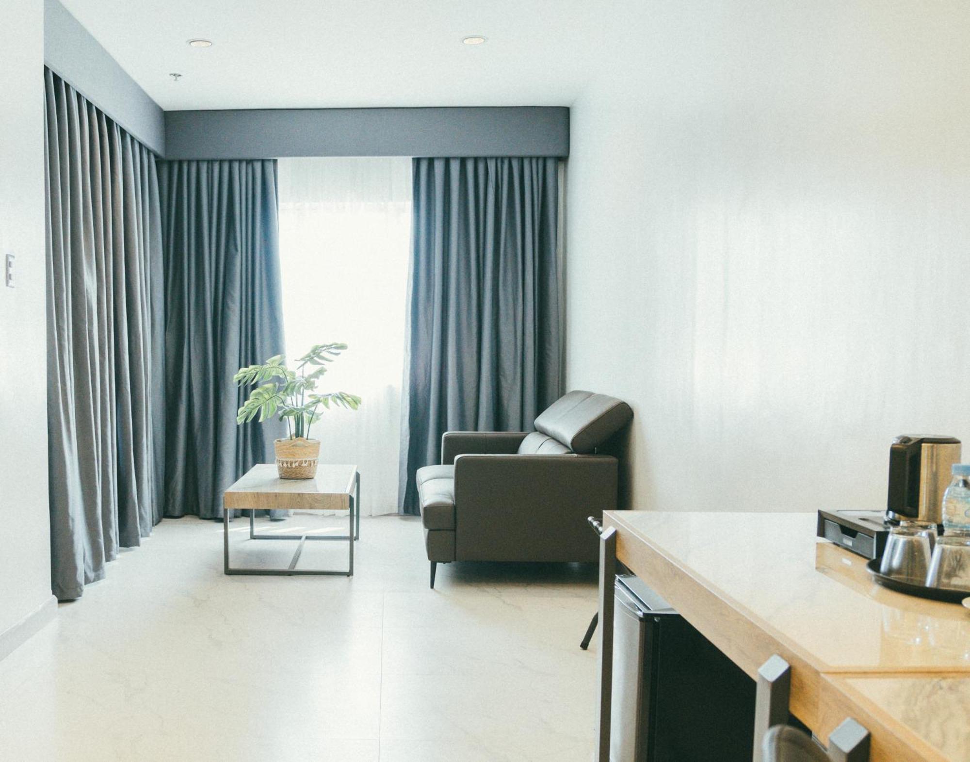 Hotel Ns Royal 2*