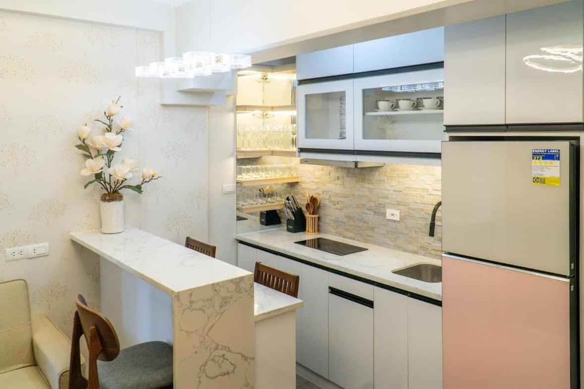 Carpe Diem Staycation Aparthotel
