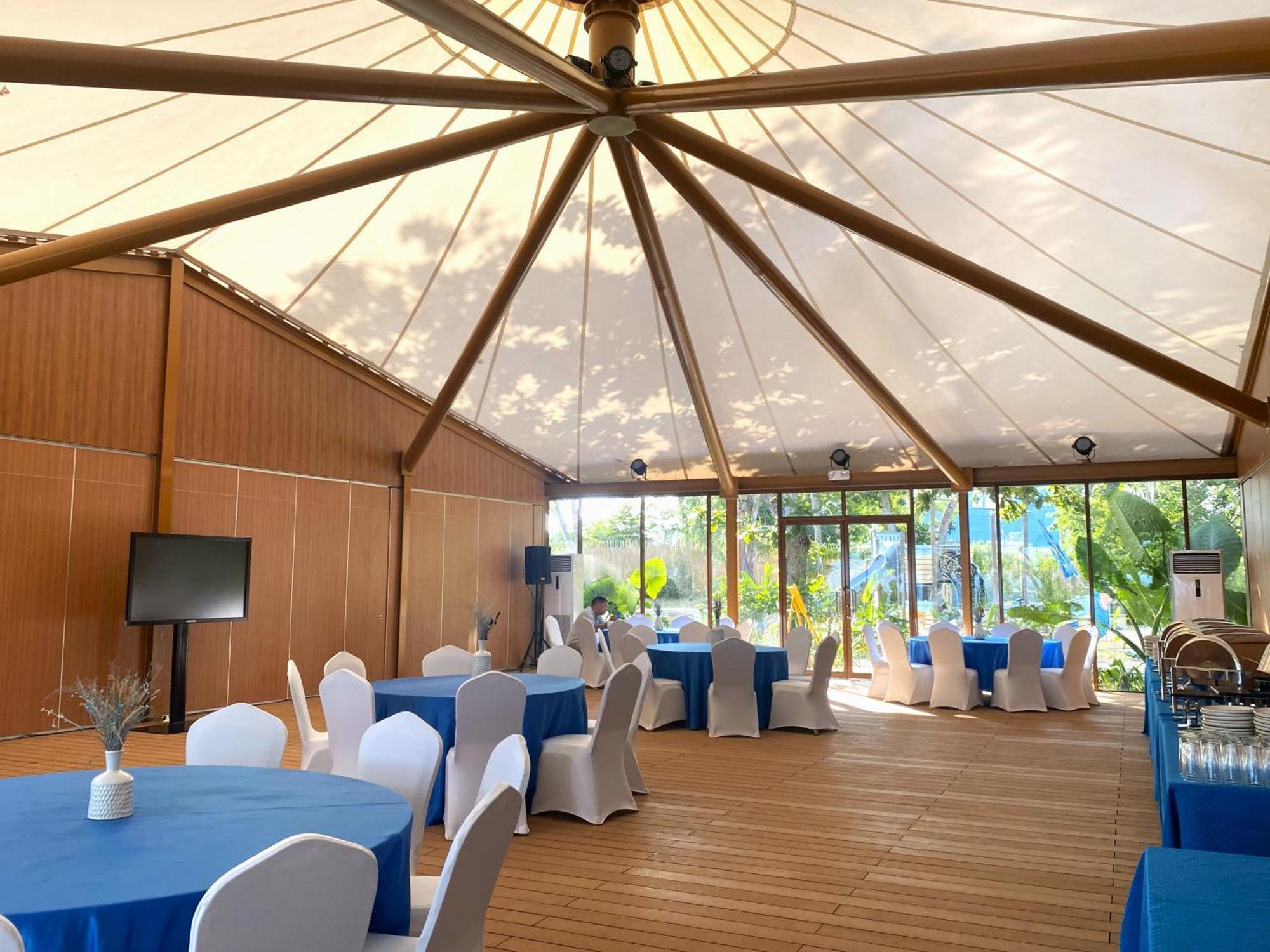 Hotel Belmont Mactan 4*