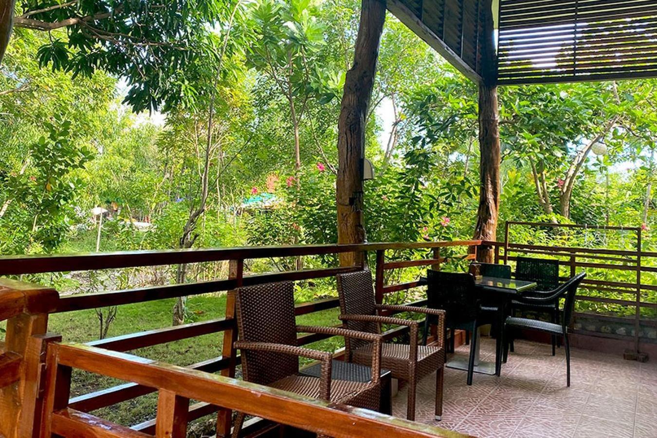 Hale Manna Coastal Gardens Resort Moalboal
