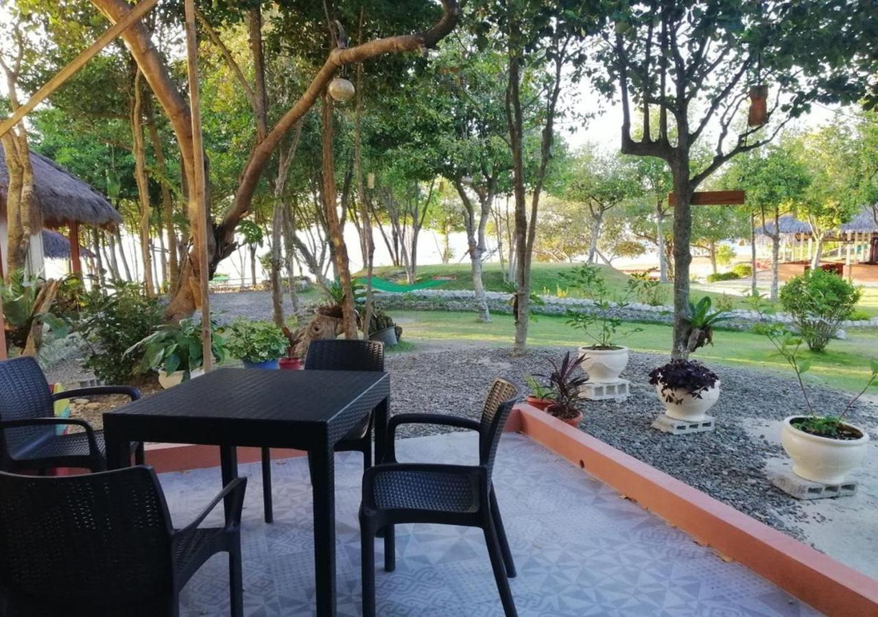 Hale Manna Coastal Gardens Resort *
