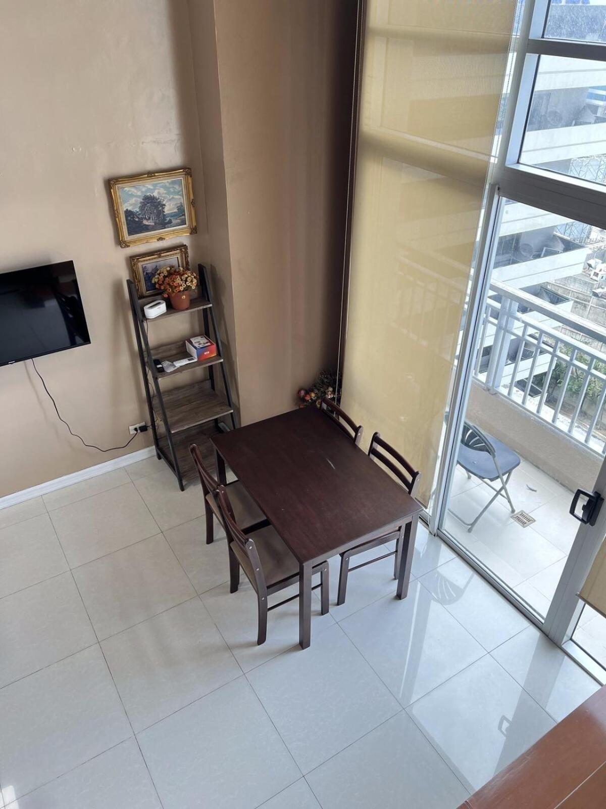 Urban Loft In Center Of Apartment