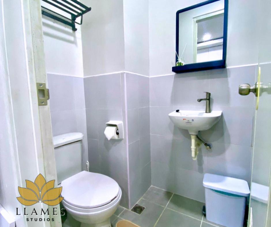 Aparthotel Llames Near Mactan Airport - Rustic & Spacious